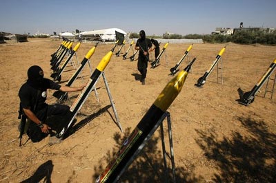 Terrorismo -  lanzadores  de cohetes  Kasam en la franja de Gaza, cedida por  Israel, para matar a civiles.