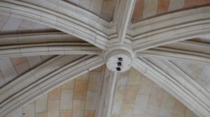 Lire la suite à propos de l’article La Pierre d’angle